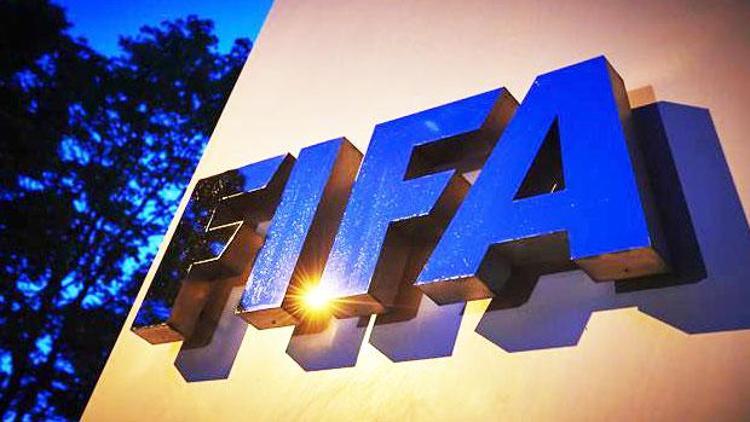 Spor ve siyaset dünyasının Blatterin istifasına yorumları