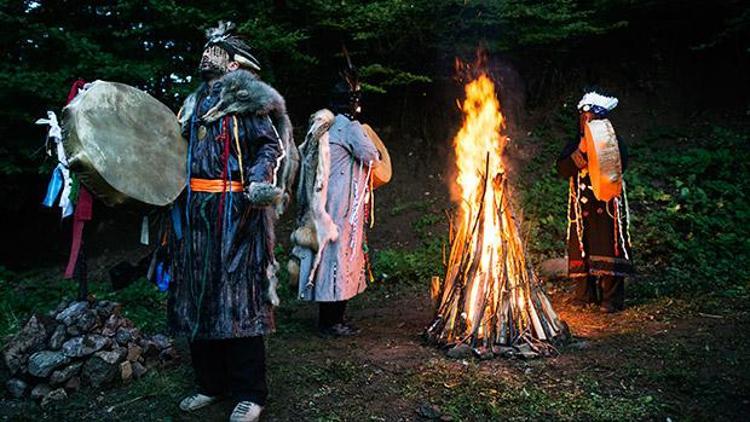 3 bin yıllık ateş: Yeni şamanlar
