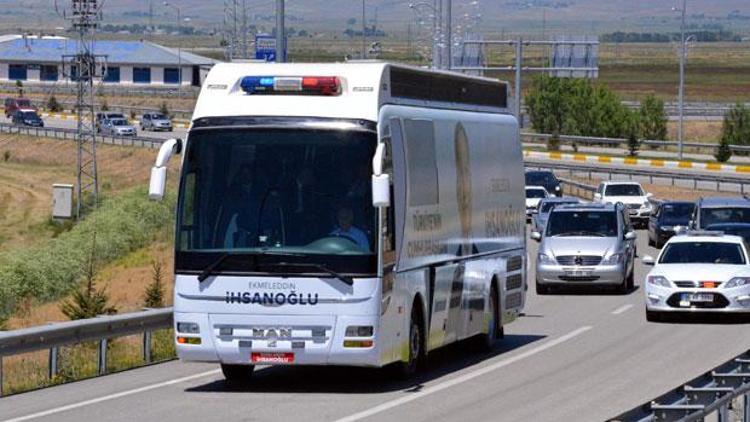 Ekmeleddin İhsanoğlu Erzurumda 200 araçlık konvoyla karşılandı