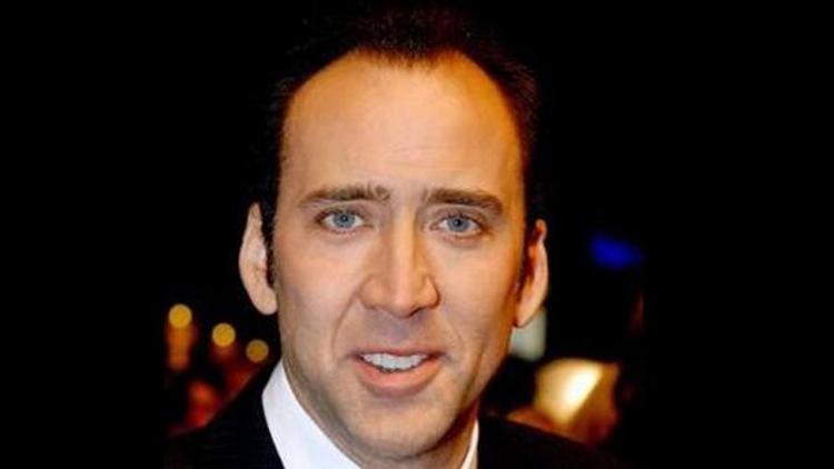 Nicolas Cageden  Filmimi izlemeyin çağrısı