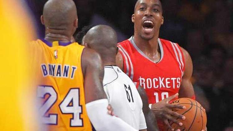 Kobe Bryant ile Dwight Howard kapıştı