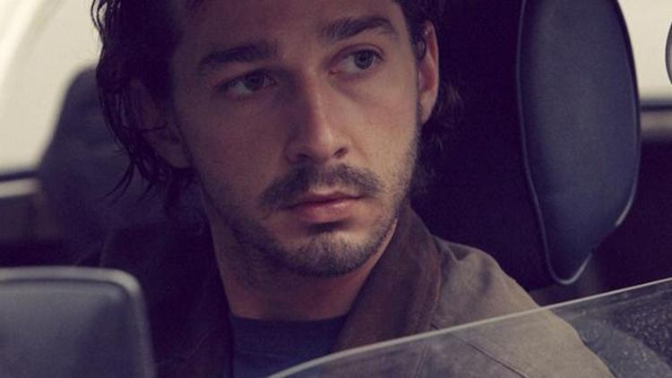 Shia LaBeouf özürde çığır açtı