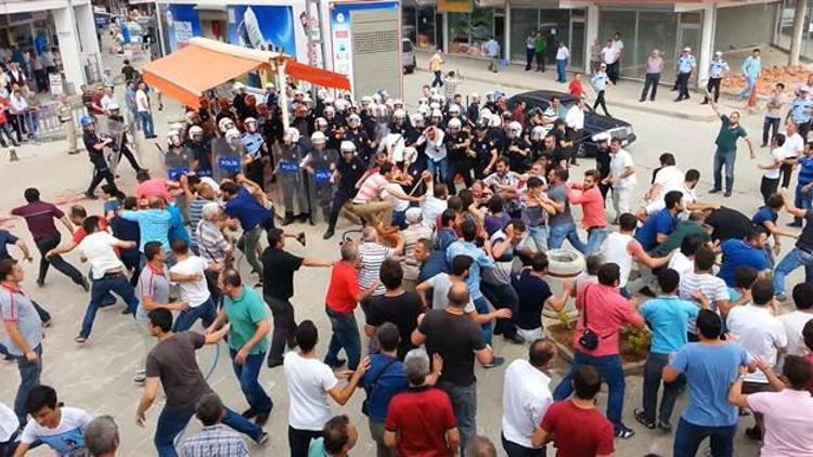 İHH ekibi Hopaya iftar vermeye gidince olay çıktı: 9 yaralı