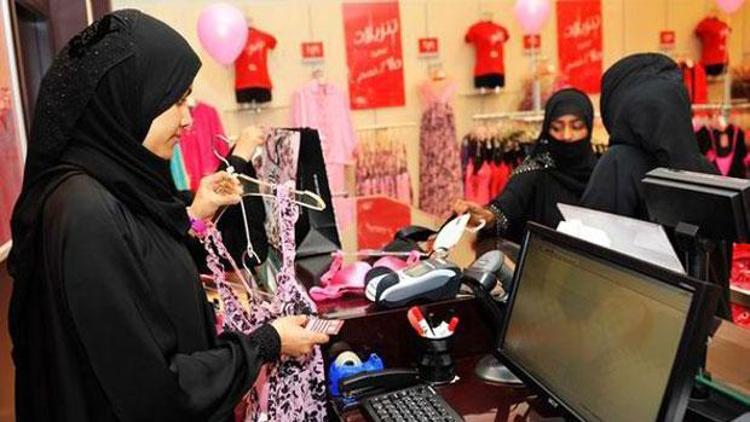 Suudi Arabistanda bir adam helal seks shop açmak için kolları sıvadı