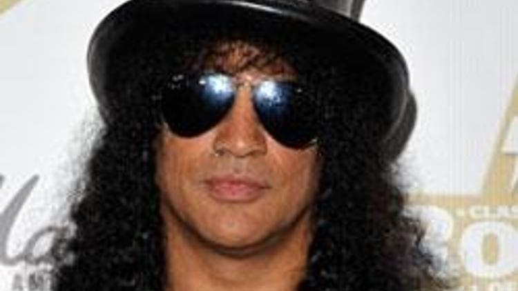 Slash geliyor