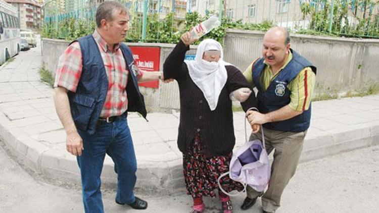 Gökçek’in ‘dilenci kampı’ önerisine destek de var tepki de