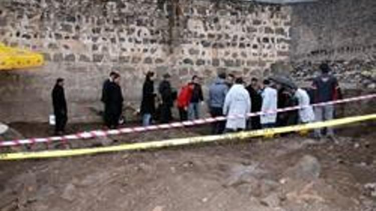 Diyarbakırdaki kazılarda 4 kafatası daha bulundu