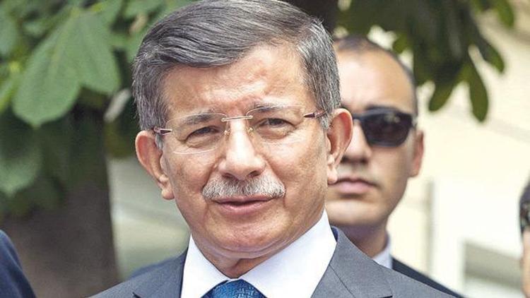 Başbakan Ahmet Davutoğlu: Erken seçim milletvekillerine saygısızlık