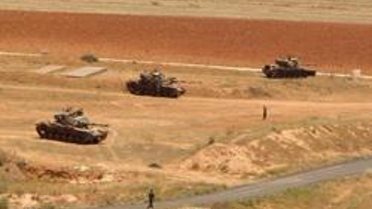 Suriye sınırında tanklarla askeri tatbikat