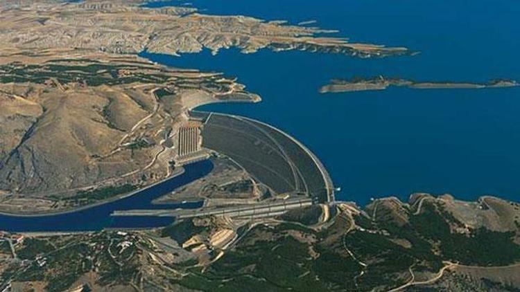 Türkiyenin en büyük barajında doluluk oranı arttı