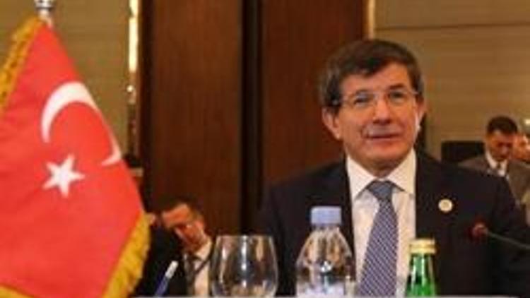 Davutoğlu: Tek yol Esadın gitmesi