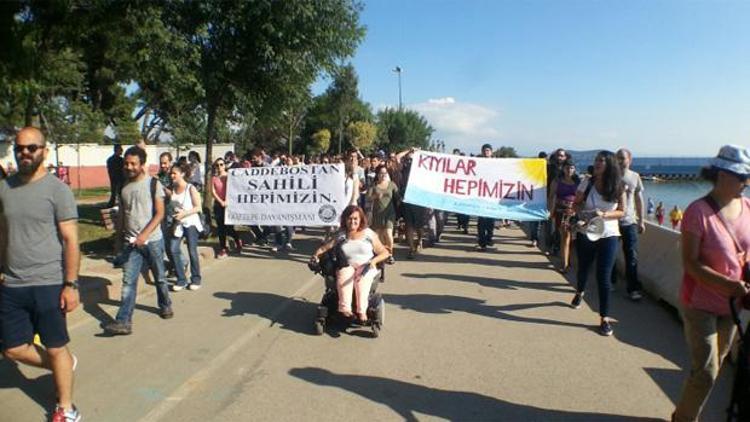 Caddebostan sahilinde turnike protestosu