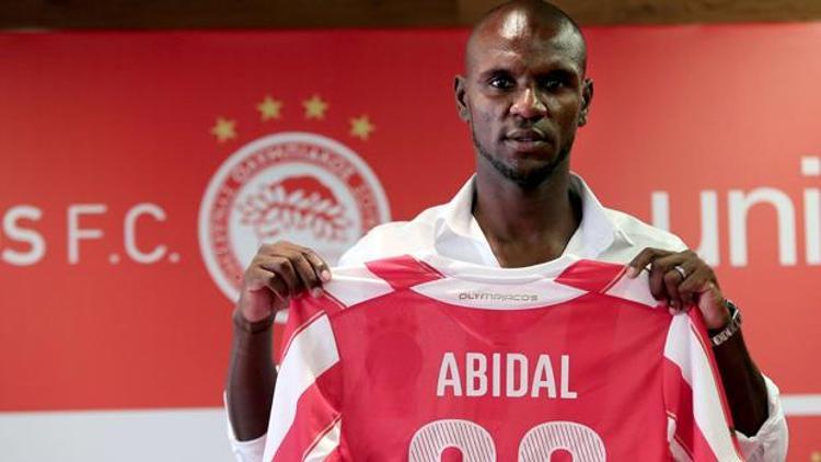 Abidal emekliliğe hazırlanıyor