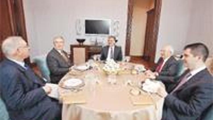 Gül ve Erdoğan ile görüşen Rahmi Koç ’think-tank’ kuruyor
