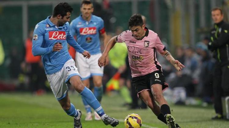 Napolinin galibiyet serisini Palermo sonlandırdı