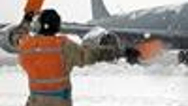 Kyrgyzstan to close US airbase, Washington says no plans made