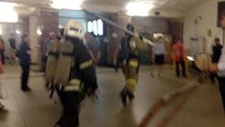 Rusyanın başkenti Moskovada metroda yangın çıktı