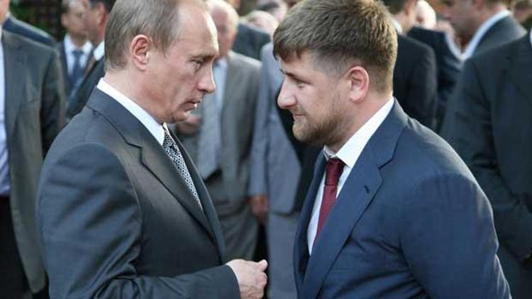 Çeçen lider Kadirovdan Rusya Devlet Başkanı Putine: Sizin için canımı veririm