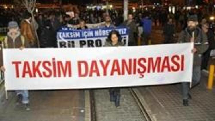 Taksim Meydan Projesi protesto edildi