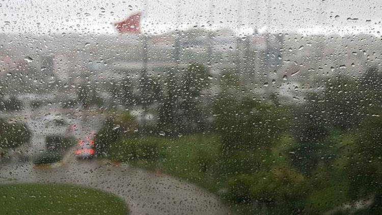 İstanbulda yağmur 18:00den sonra etkisini kaybedecek (İstanbul hava durumu)