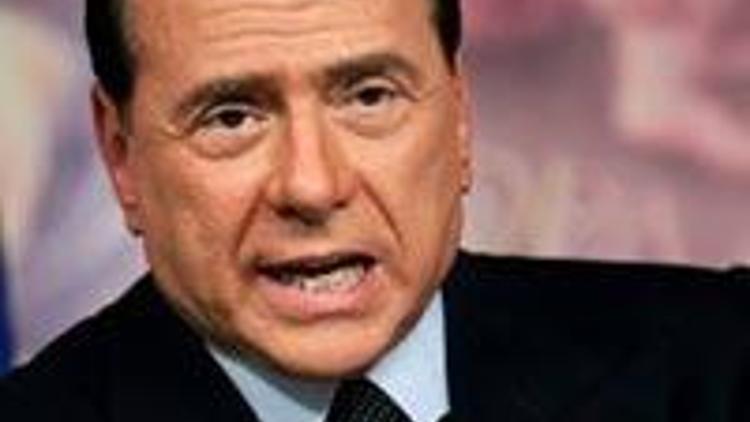 Berlusconi Sürprizi