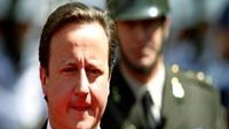 Cameronın sözleri İngiliz basınını ayağa kaldırdı