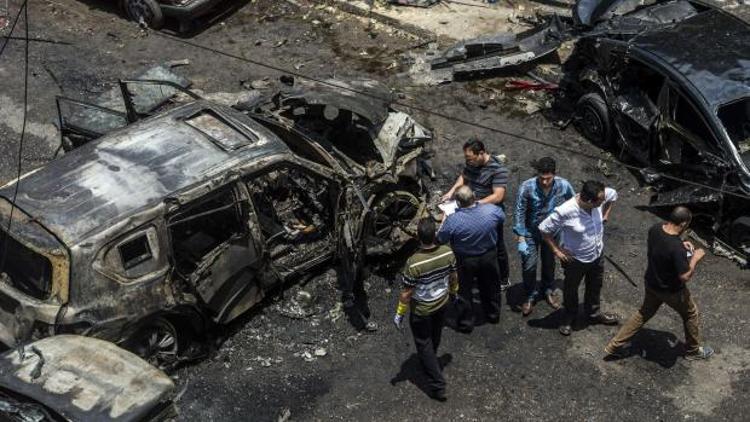 Mısır Başsavcısı bombalı saldırıda öldü