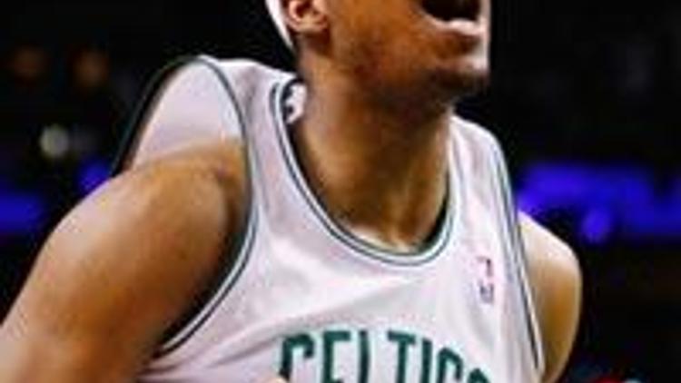 Bostonda Paul Pierce farkı