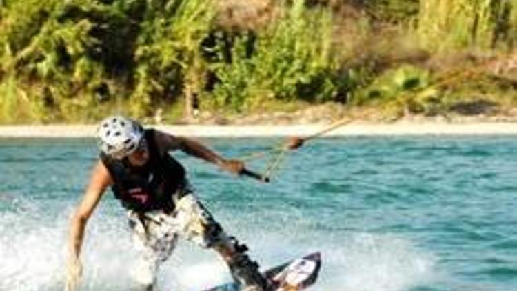 Wakeboard heyecanı Manavgatta