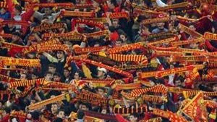 Galatasaraylılardan derbi geyikleri