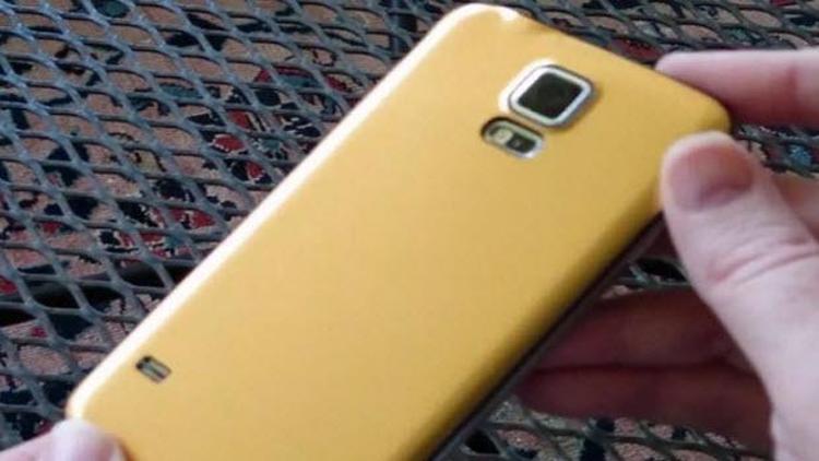 Galaxy S5 Prime ortaya çıktı