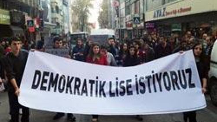 Öğrencilerden ‘demokratik lise’ talebi