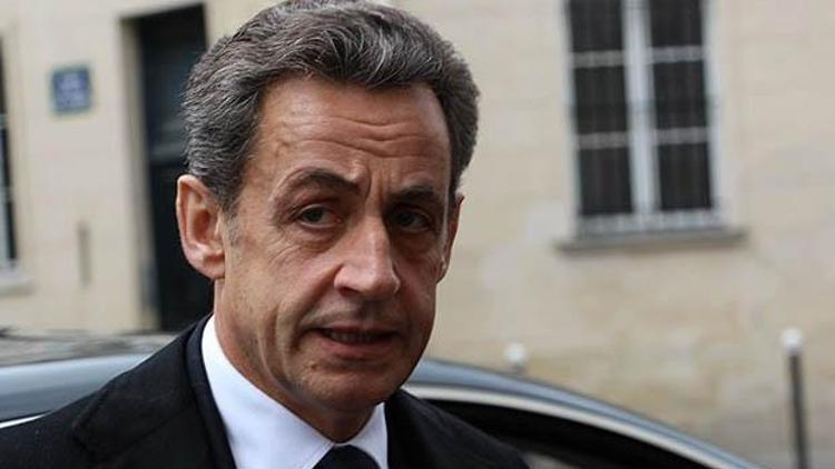 Sarkozynin partisi isim değiştirdi