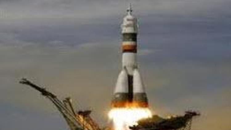 Soyuz roketi uzaya fırlatıldı