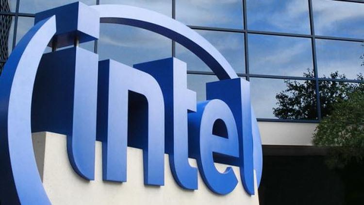 Intel onca yatırıma karşın zarar etti