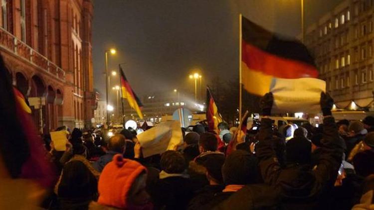 Binlerce kişi Berlinde sokağa çıkacak