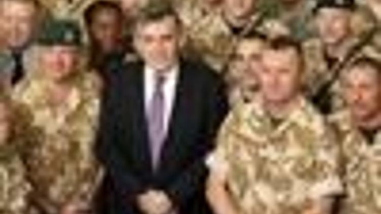 British PM, in Iraq, says mission to end mid-2009