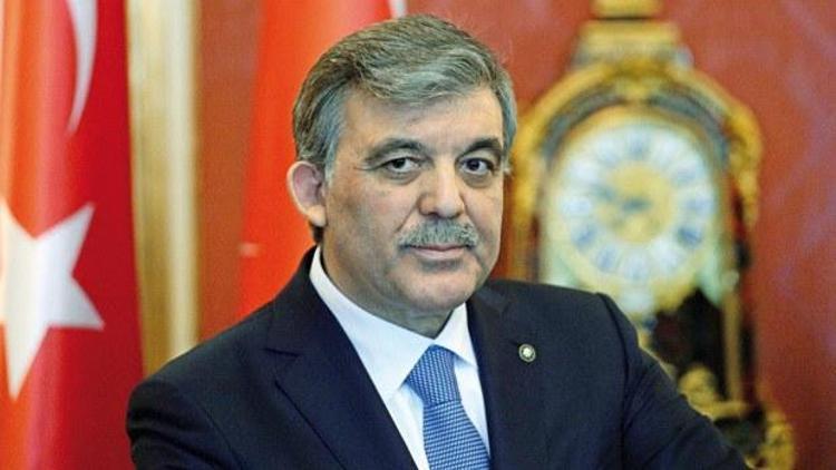 Abdullah Gül: Türkiyenin güçlü olması kaçınılmaz