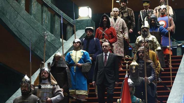 Eski Türk devleti askerleri görev almaya devam edecek