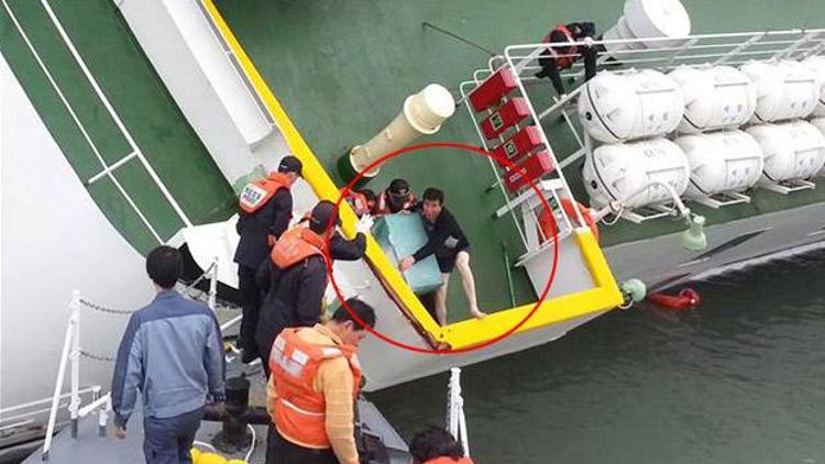 Güney Koredeki feribot faciasında kaptan cinayetle yargılanıyor