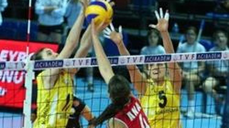 Lider Vakıfbank çok rahat