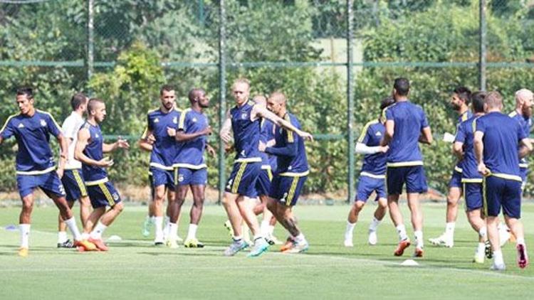 Fenerbahçede Shakhtar hazırlıkları sürüyor