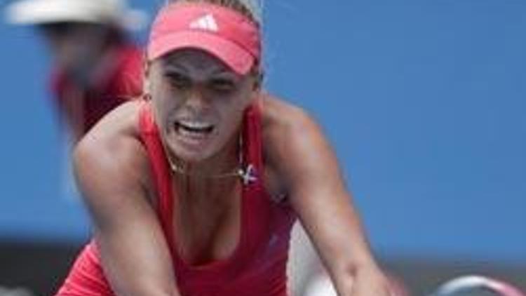 Wozniacki zorlansa da kazandı