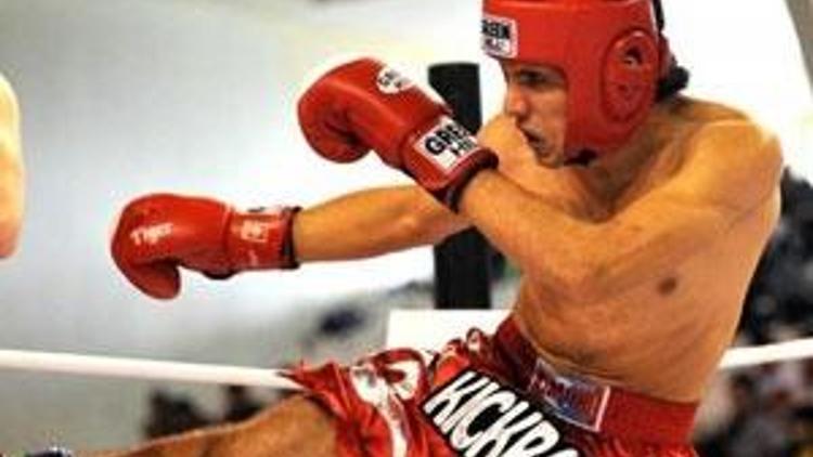 Kick boks şampiyonası başladı