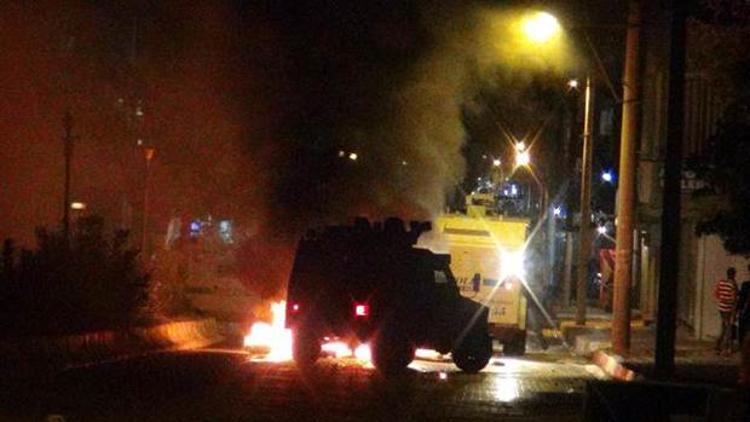Mardinde yol kapatan eylemcilere müdahale