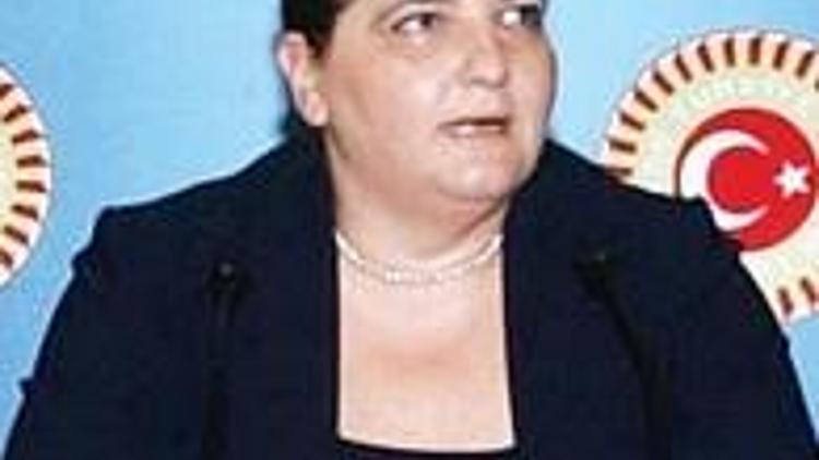 CHP’de ilk kadın Genel Sekreter