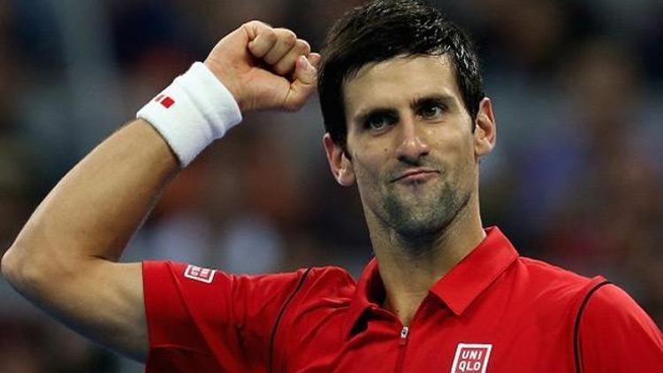 Djokovic balayından galibiyetle döndü