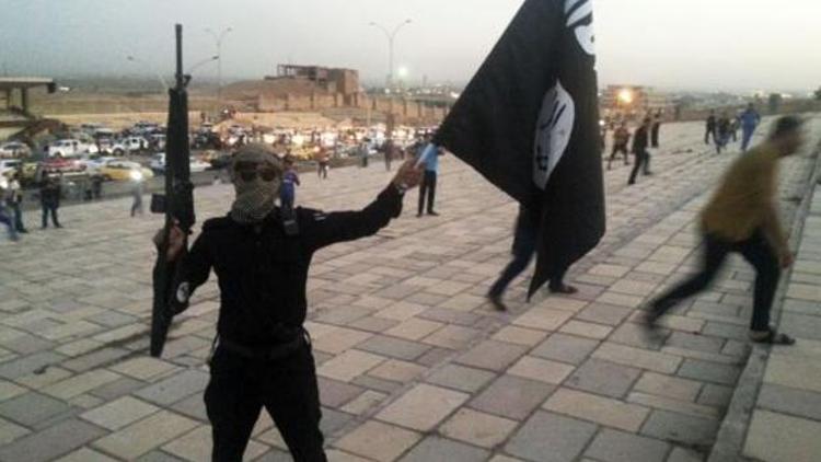 IŞİD kendi komutanını infaz etti iddiası