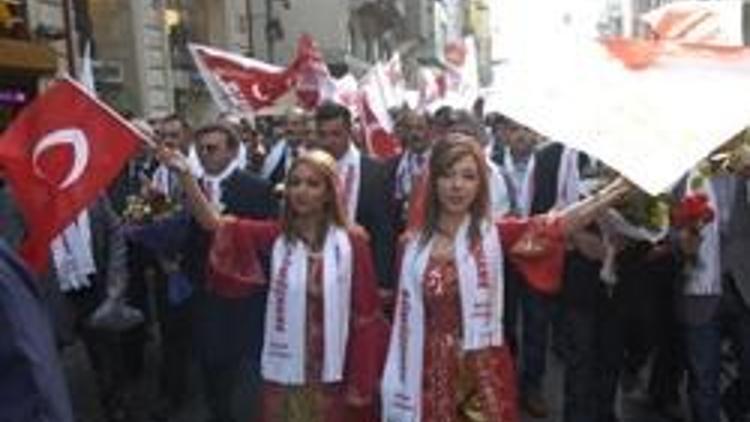 Gümüşhaneliler 94’üncü kurtuluş yıldönümünde Taksim’deydi