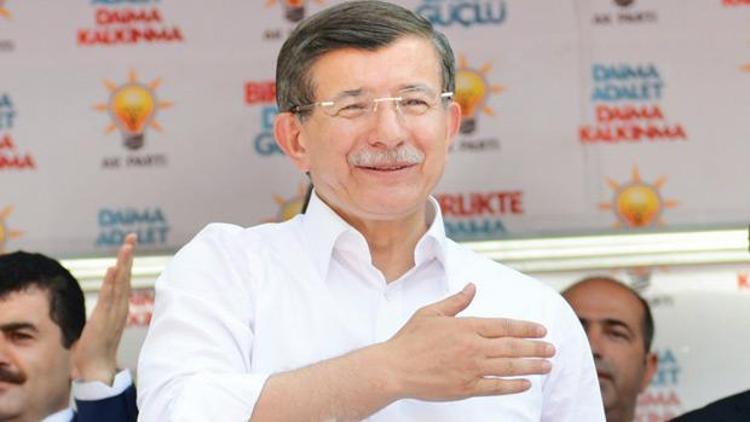 Başbakan Ahmet Davutoğlu: HDP, CHP’nin Kürt versiyonu